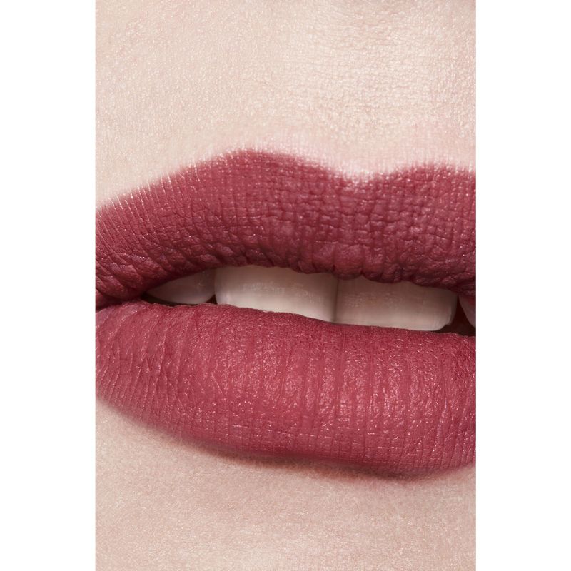 CHANEL ROUGE ALLURE LIQUID VELVET IL ROSSETTO FLUIDO OPACO INTENSO ULTRA-TENUTA