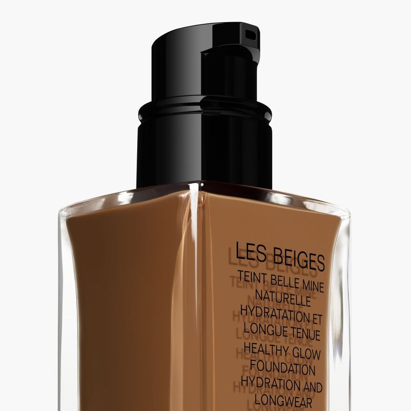 CHANEL Les Beiges Teint Belle Mine Naturelle Hydratation Et Longue Tenue