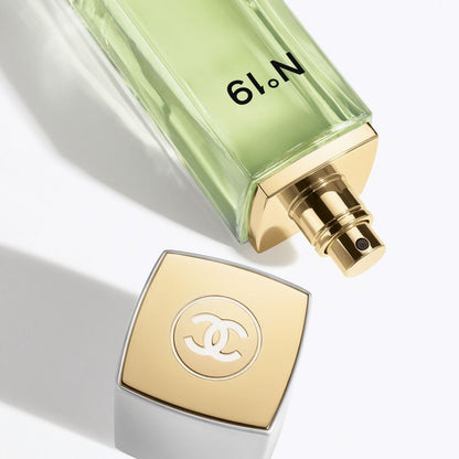 CHANEL N°19 Eau De Toilette Vaporizzatore