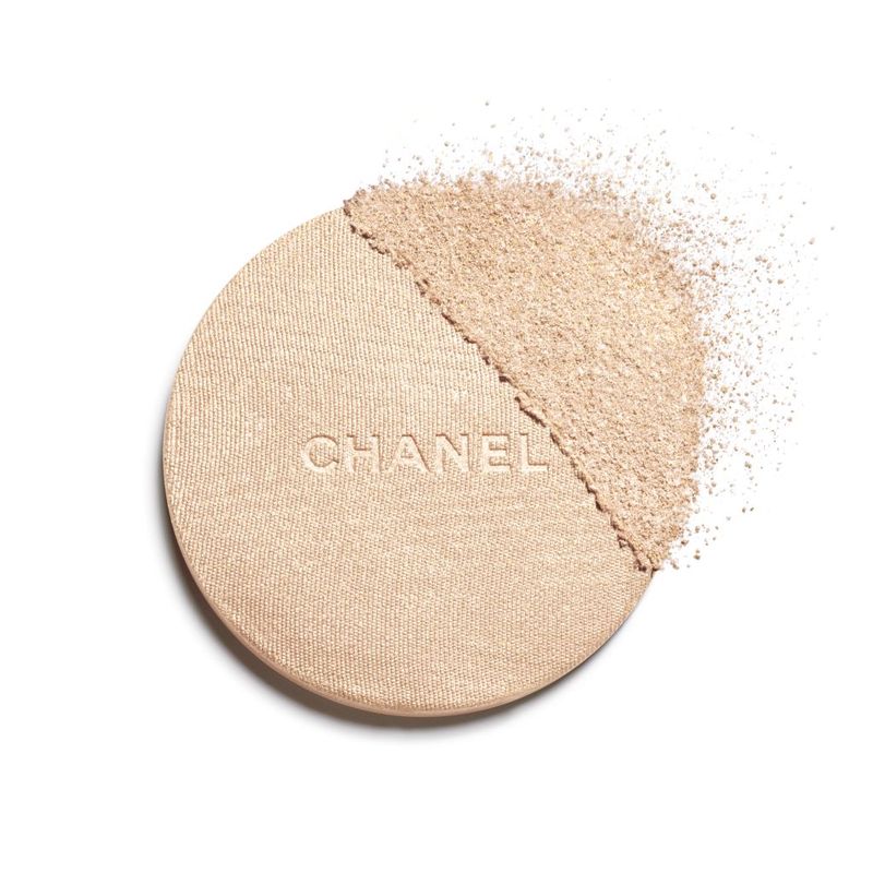 CHANEL Poudre Lumière Cipria Illuminante