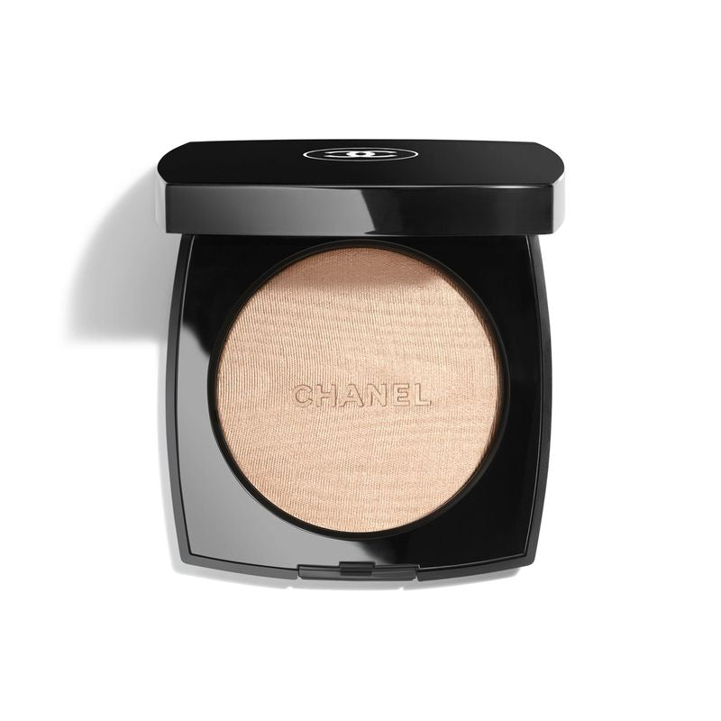 CHANEL Poudre Lumière Cipria Illuminante