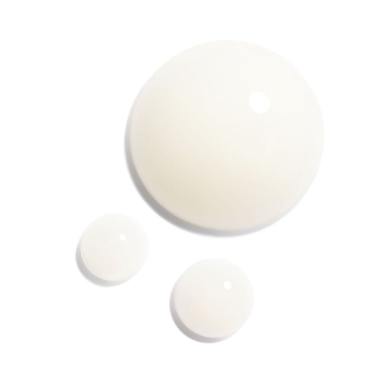 CHANEL N°1 DE CHANEL SIERO OCCHI RIVITALIZZANTE LEVIGARE - DEFATICARE - APRIRE LO SGUARDO
