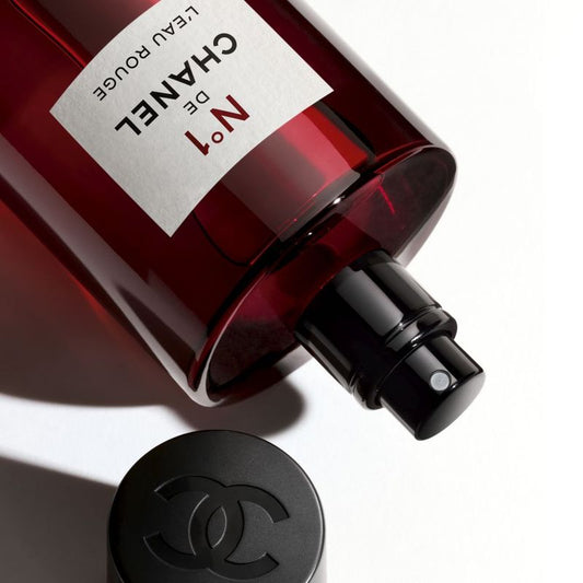 CHANEL N°1 De Chanel L'eau Rouge Acqua Profumata Rivitalizzante Per Il Corpo