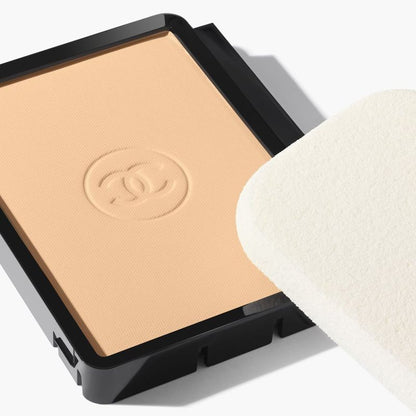 CHANEL Ultra Le Teint Ricarica Fondotinta Compatto Ad Alta Perfezione. Lunga Tenuta. Massimo Confort