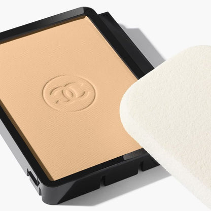 CHANEL Ultra Le Teint Ricarica Fondotinta Compatto Ad Alta Perfezione. Lunga Tenuta. Massimo Confort