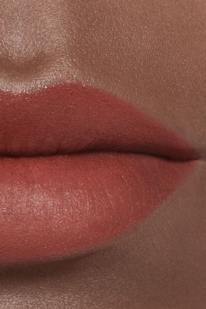 CHANEL Rouge Allure Velvet Il Rossetto Vellutato Luminoso