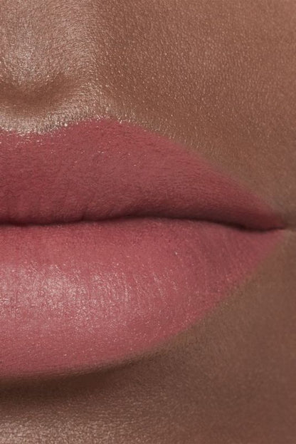 CHANEL Rouge Allure Velvet Il Rossetto Vellutato Luminoso