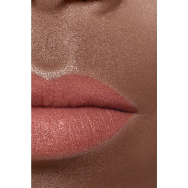 CHANEL Rouge Allure Velvet Il Rossetto Vellutato Luminoso