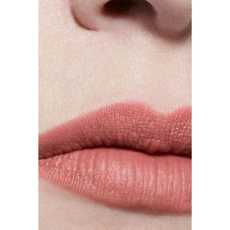 CHANEL Rouge Allure Velvet Il Rossetto Vellutato Luminoso