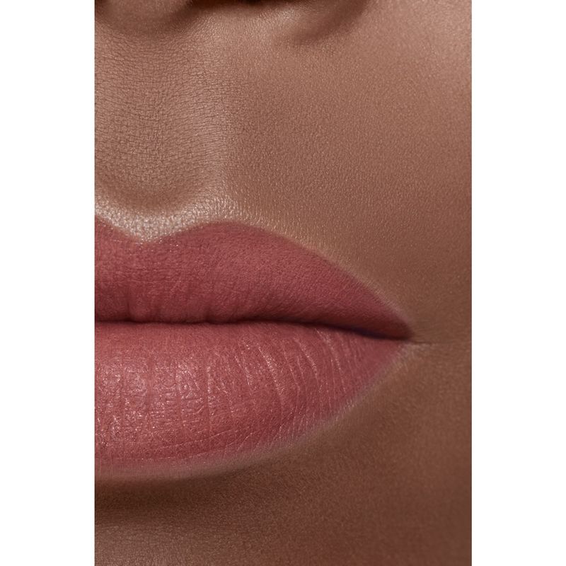 CHANEL Rouge Allure Velvet Il Rossetto Vellutato Luminoso