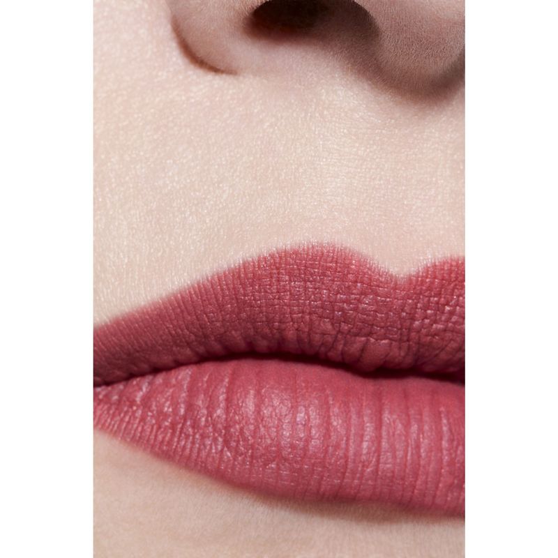 CHANEL Rouge Allure Velvet Il Rossetto Vellutato Luminoso