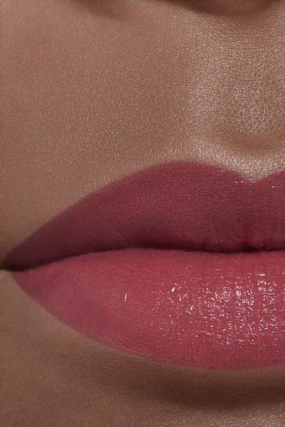CHANEL Rouge Allure L'extrait Il Rossetto Ad Alta Intensità Estratto Di Luce E Trattamento Ricaricabile