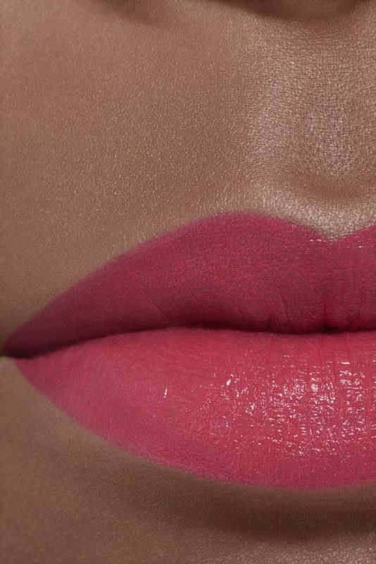 CHANEL Rouge Allure L'extrait Il Rossetto Ad Alta Intensità Estratto Di Luce E Trattamento Ricaricabile