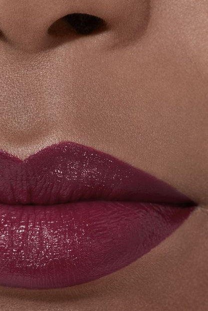 CHANEL Rouge Allure L'extrait Il Rossetto Ad Alta Intensità Estratto Di Luce E Trattamento Ricaricabile