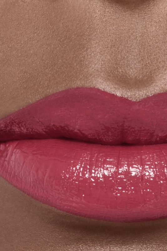 CHANEL Rouge Allure Laque Il Rossetto Fluido Brillante Tenuta Estrema
