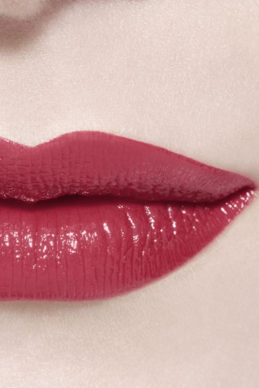 CHANEL Rouge Allure Laque Il Rossetto Fluido Brillante Tenuta Estrema