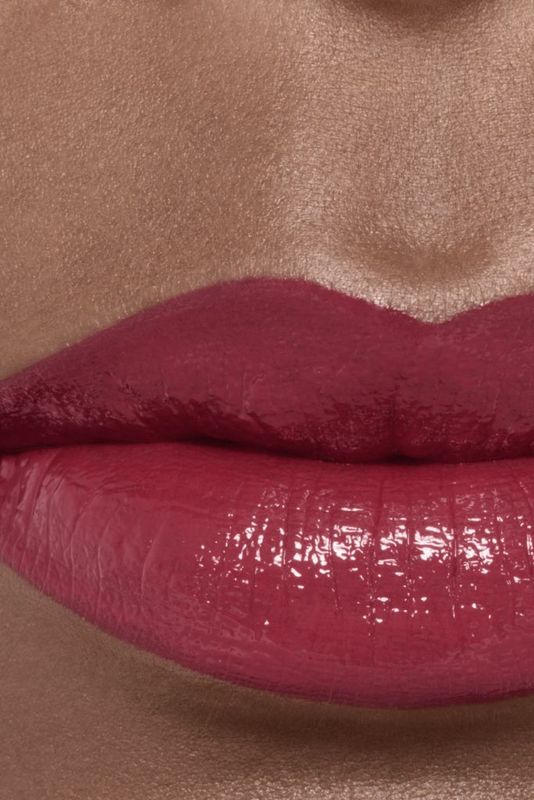 CHANEL Rouge Allure Laque Il Rossetto Fluido Brillante Tenuta Estrema