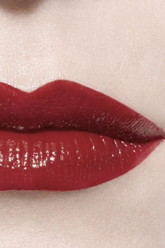 CHANEL Rouge Allure Laque Il Rossetto Fluido Brillante Tenuta Estrema