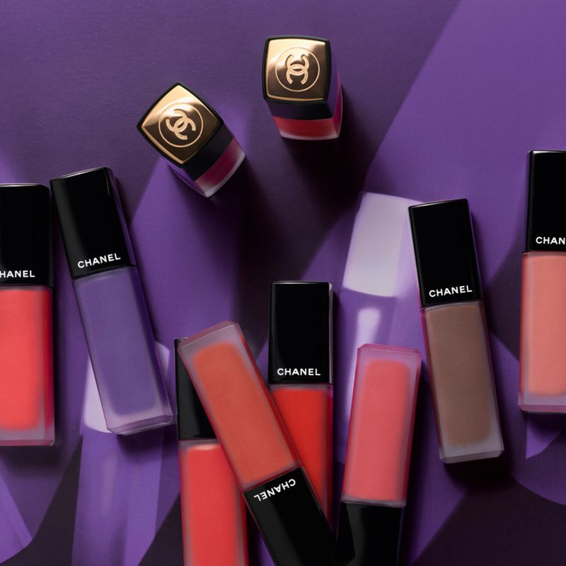 CHANEL ROUGE ALLURE LIQUID VELVET IL ROSSETTO FLUIDO OPACO INTENSO ULTRA-TENUTA