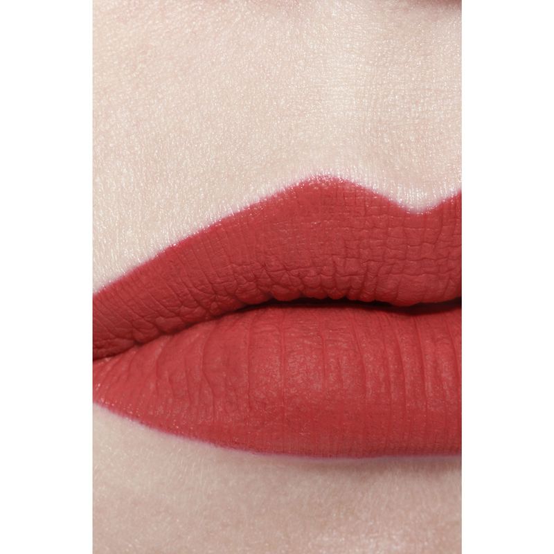 CHANEL ROUGE ALLURE LIQUID VELVET IL ROSSETTO FLUIDO OPACO INTENSO ULTRA-TENUTA