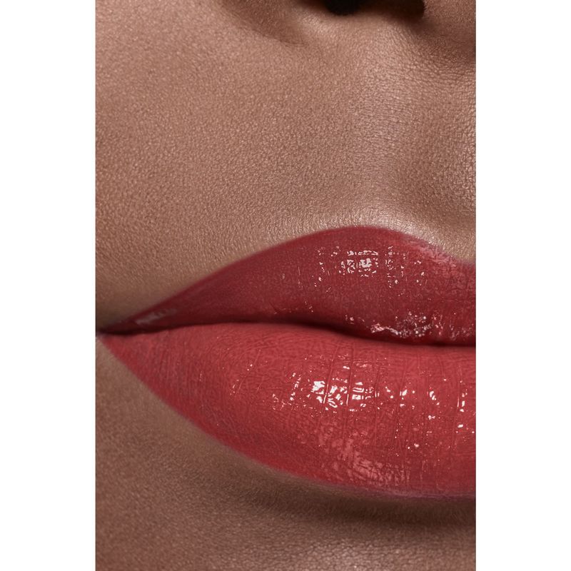 CHANEL Rouge Coco Baume Balsamo Idratante Colorato, Dall’Intensità Su Misura, Per Labbra Più Belle Giorno Dopo Giorno