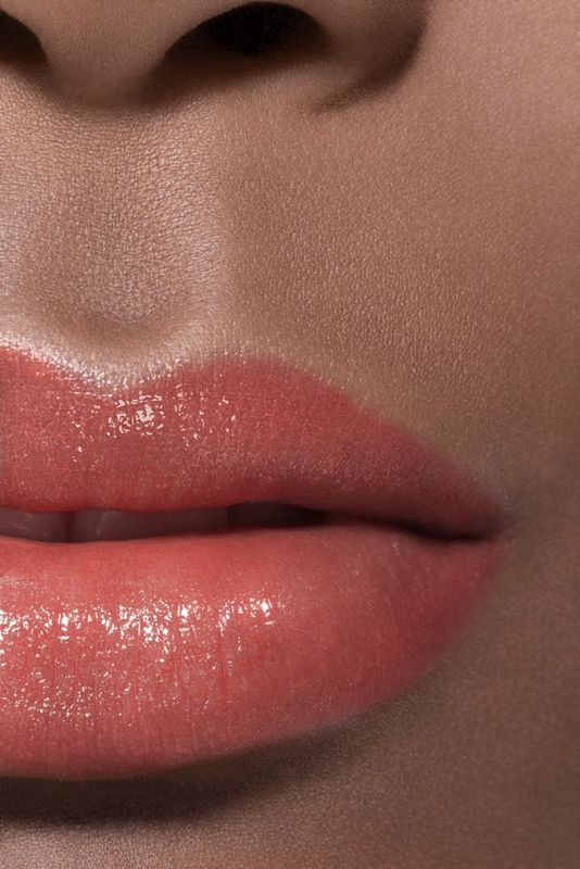 CHANEL Rouge Coco Baume Balsamo Idratante Colorato, Dall’Intensità Su Misura, Per Labbra Più Belle Giorno Dopo Giorno