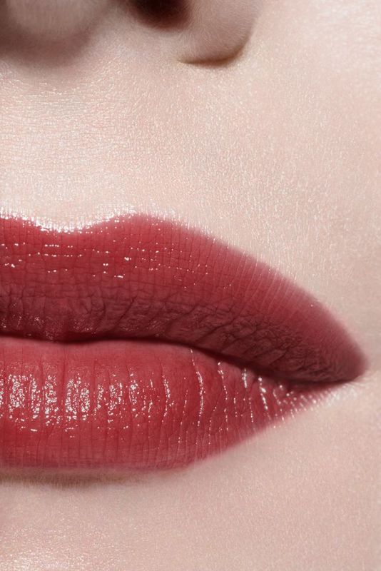 CHANEL Rouge Coco Baume Balsamo Idratante Colorato, Dall’Intensità Su Misura, Per Labbra Più Belle Giorno Dopo Giorno