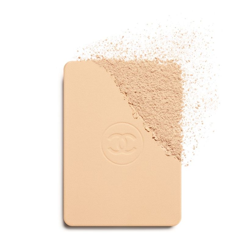 CHANEL Ultra Le Teint Fondotinta Compatto Ad Alta Perfezione. Lunga Tenuta. Massimo Confort