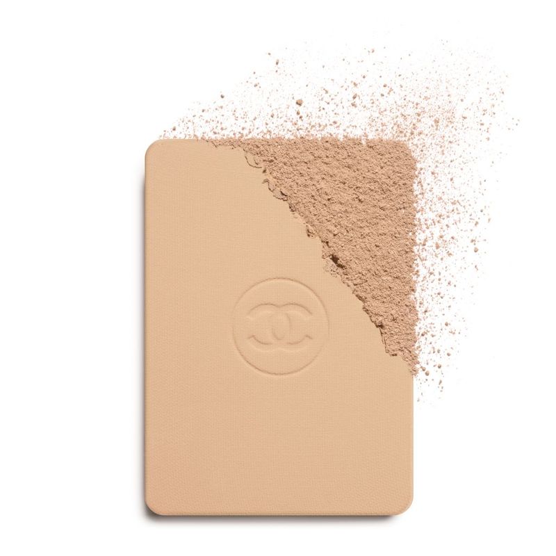 CHANEL Ultra Le Teint Fondotinta Compatto Ad Alta Perfezione. Lunga Tenuta. Massimo Confort