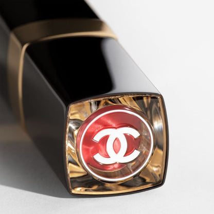 CHANEL Rouge Coco Flash Colore, Brillantezza E Intensità In Un Flash