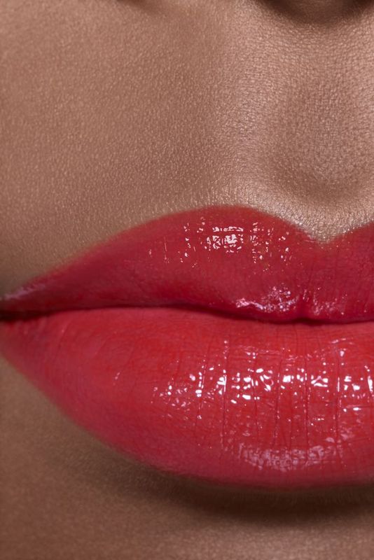 CHANEL Rouge Coco Flash Colore, Brillantezza E Intensità In Un Flash