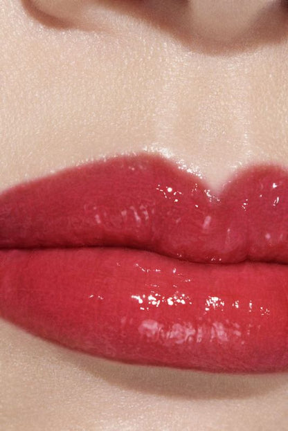 CHANEL Rouge Coco Flash Colore, Brillantezza E Intensità In Un Flash