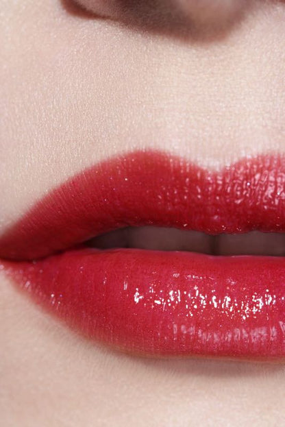 CHANEL Rouge Coco Flash Colore, Brillantezza E Intensità In Un Flash