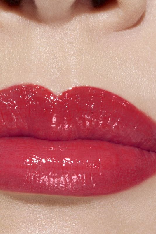CHANEL Rouge Coco Flash Colore, Brillantezza E Intensità In Un Flash