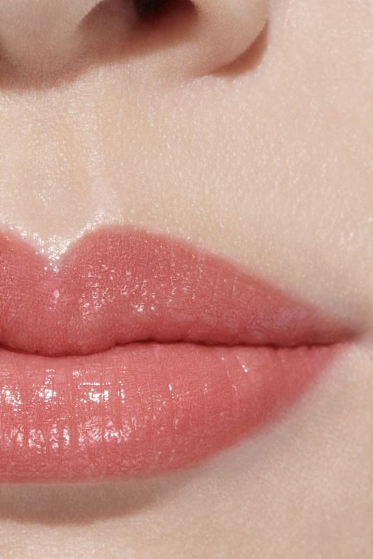 CHANEL Rouge Coco Flash Colore, Brillantezza E Intensità In Un Flash