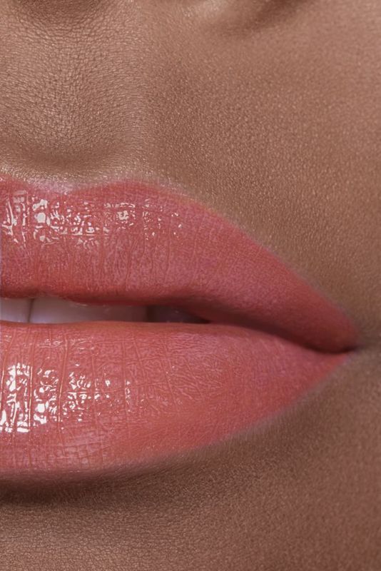 CHANEL Rouge Coco Flash Colore, Brillantezza E Intensità In Un Flash