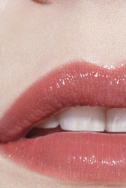 CHANEL Rouge Coco Flash Colore, Brillantezza E Intensità In Un Flash