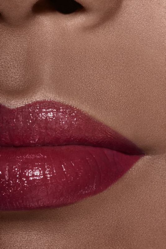 CHANEL Rouge Coco Flash Colore, Brillantezza E Intensità In Un Flash
