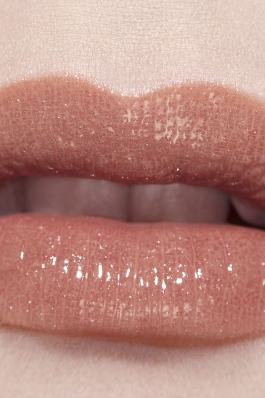 CHANEL Rouge Coco Flash Colore, Brillantezza E Intensità In Un Flash