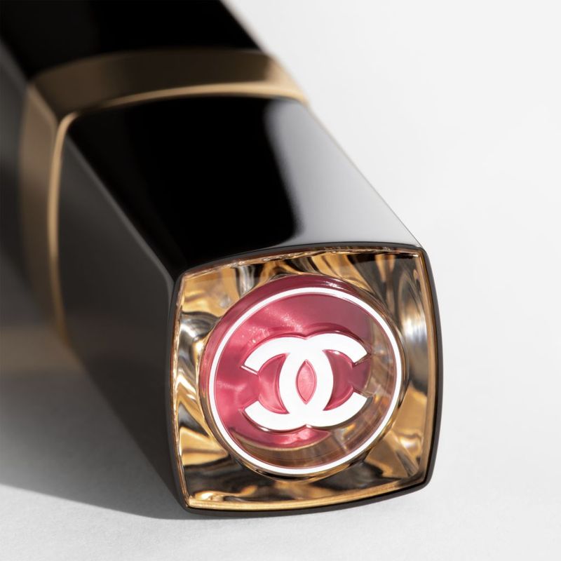 CHANEL Rouge Coco Flash Colore, Brillantezza E Intensità In Un Flash