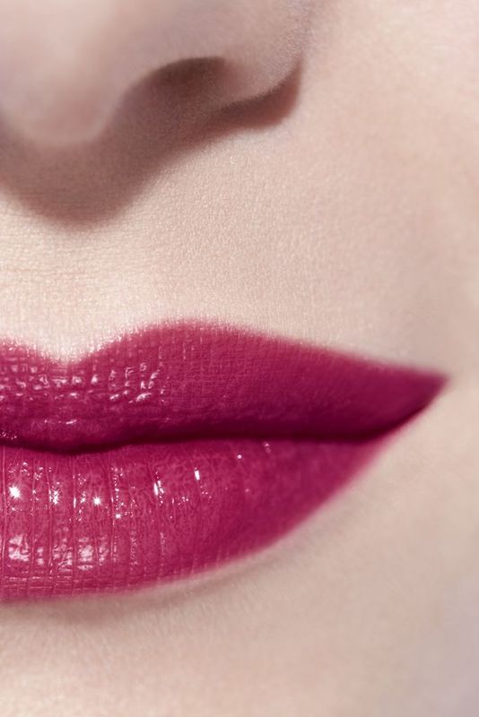 CHANEL Rouge Coco Flash Colore, Brillantezza E Intensità In Un Flash