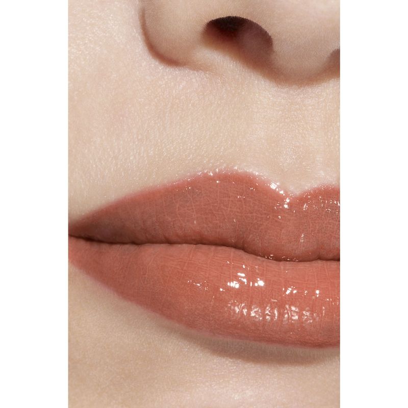 CHANEL ROUGE COCO FLASH COLORE, BRILLANTEZZA E INTENSITÀ IN UN FLASH EDIZIONE LIMITATA