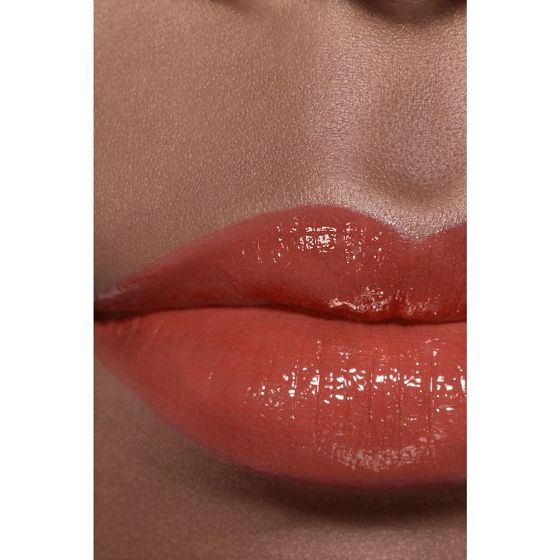 CHANEL ROUGE COCO FLASH COLORE, BRILLANTEZZA E INTENSITÀ IN UN FLASH EDIZIONE LIMITATA