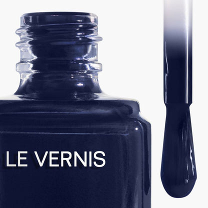 CHANEL Le Vernis Colore E Brillantezza Lunga Tenuta