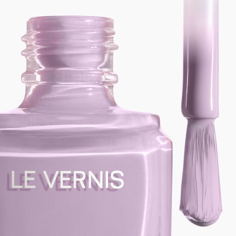 CHANEL Le Vernis Colore E Brillantezza Lunga Tenuta