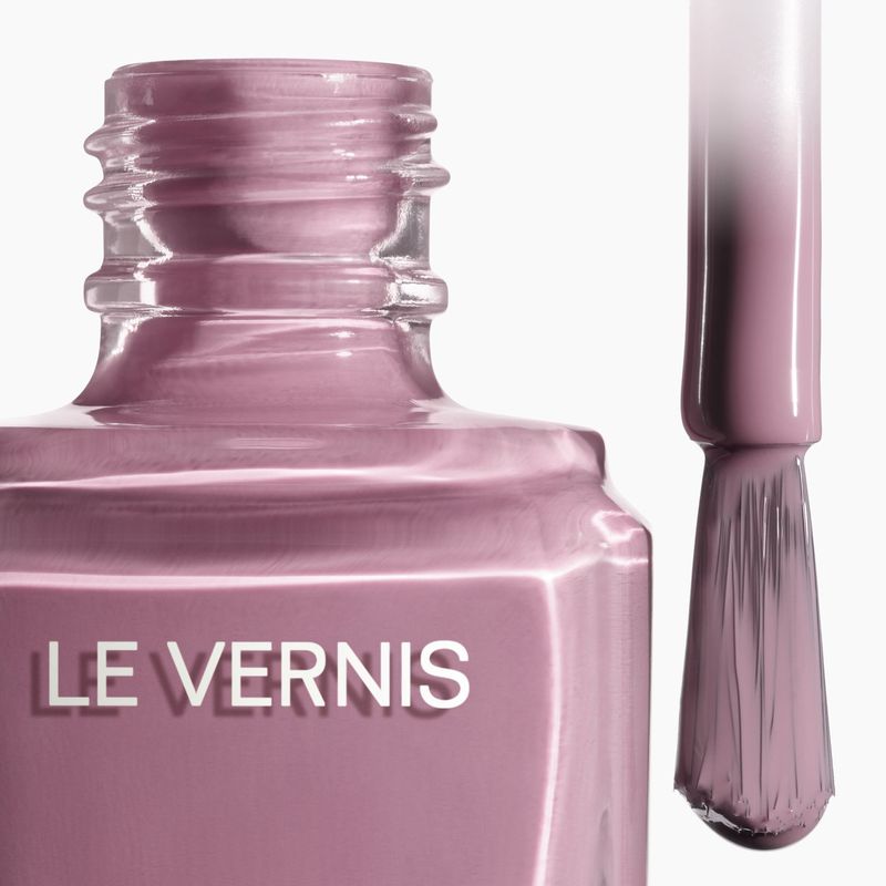 CHANEL Le Vernis Colore E Brillantezza Lunga Tenuta