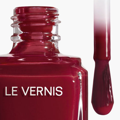 CHANEL Le Vernis Colore E Brillantezza Lunga Tenuta