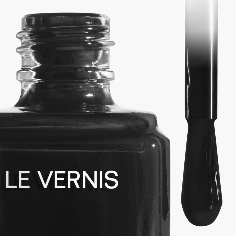 CHANEL Le Vernis Colore E Brillantezza Lunga Tenuta