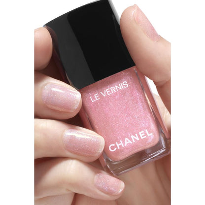 CHANEL Le Vernis Colore E Brillantezza Lunga Tenuta