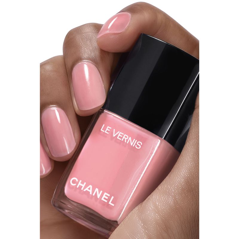 CHANEL Le Vernis Colore E Brillantezza Lunga Tenuta